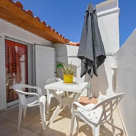 Appartement Studio Rene 4 *